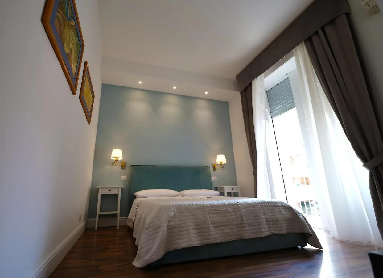 Wake Up In Naples Bed and Breakfast