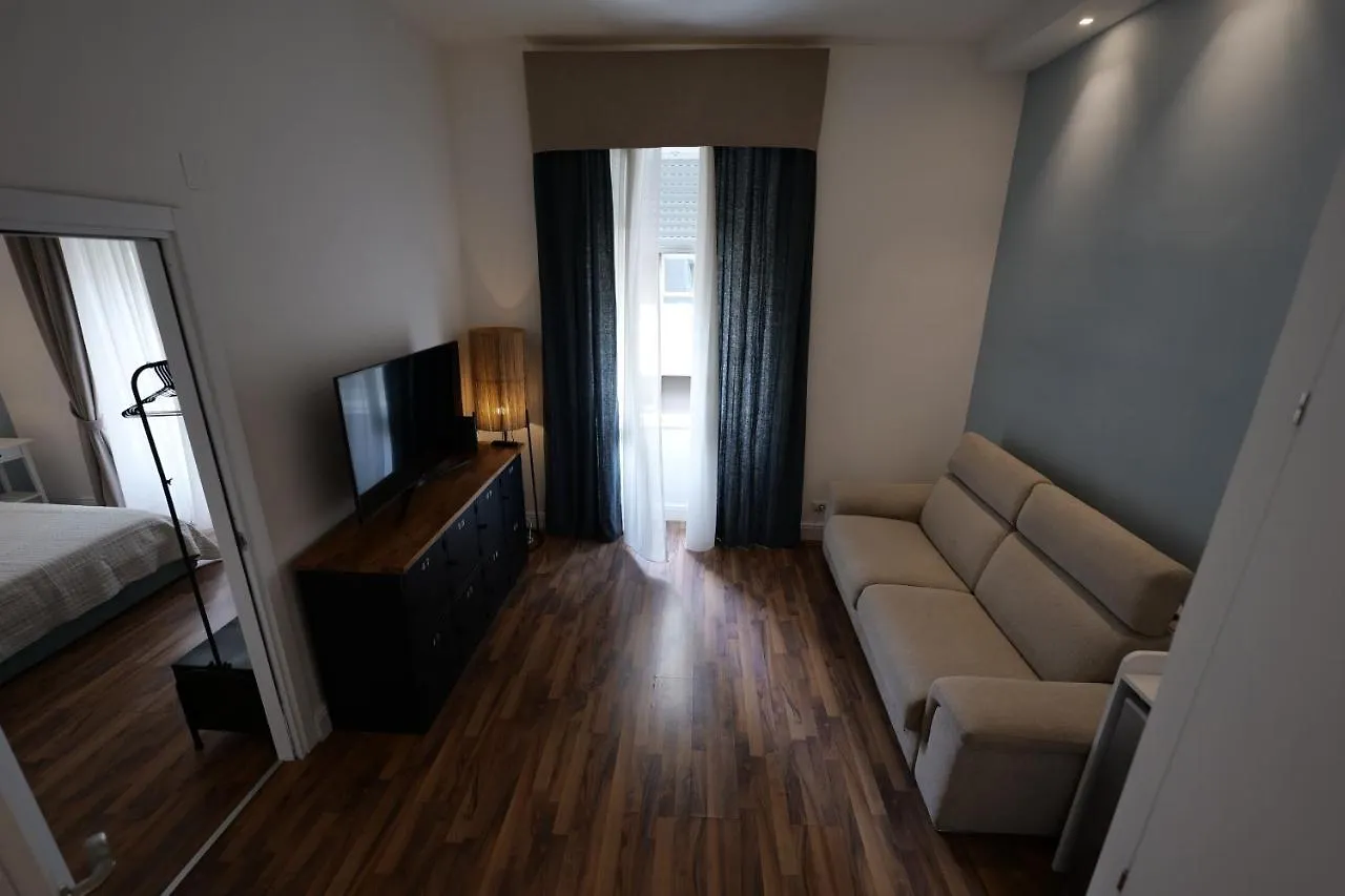 Wake Up In Naples Bed and Breakfast